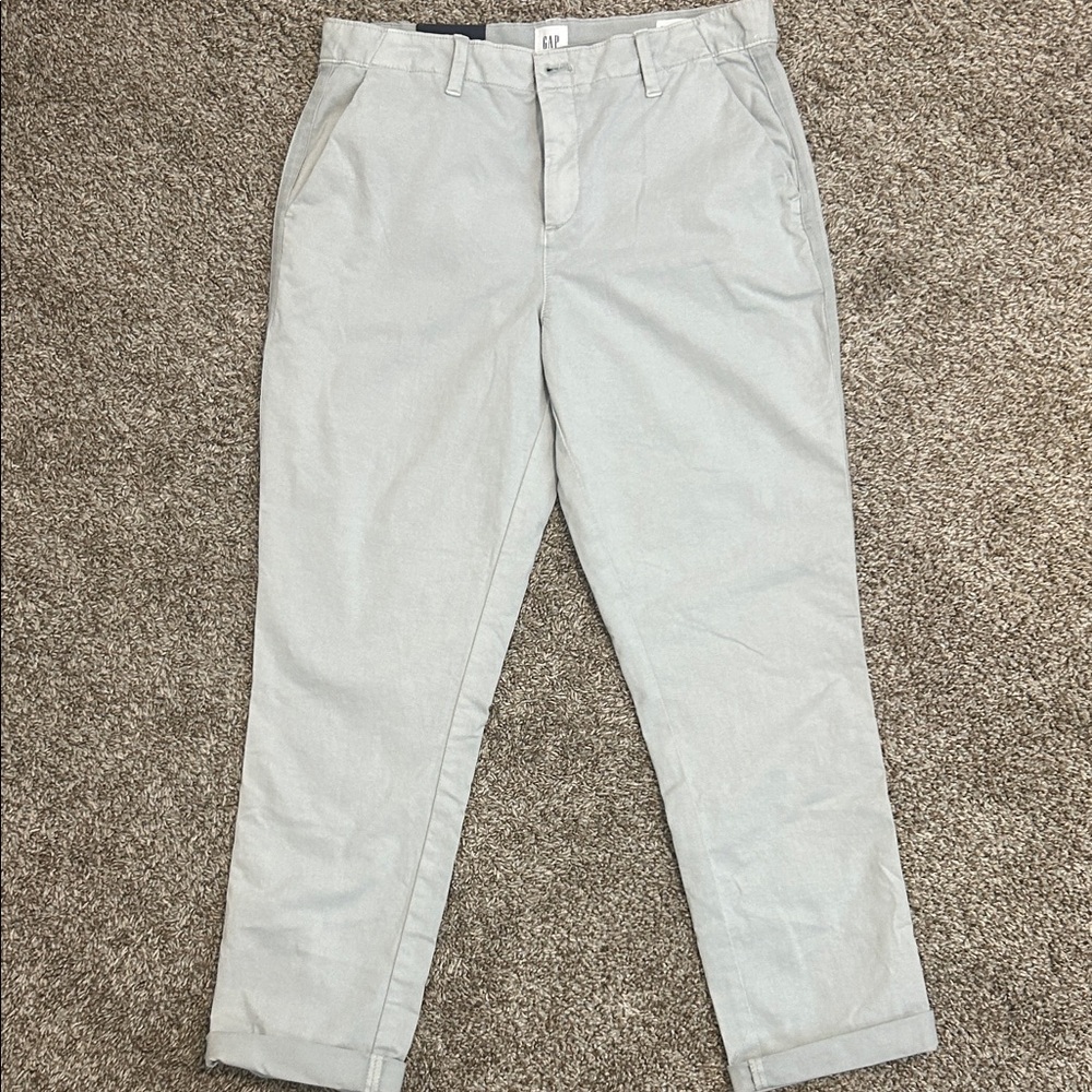 GAP: Women’s Gray Pants NWT